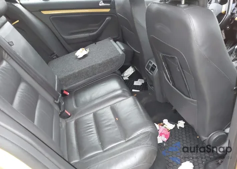 2007 Volkswagen Jetta Gli from USA, damaged, VIN 3VWWJ71K67M180217